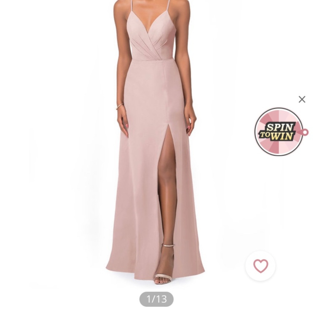 AZAZIE EVERLEIGH - Dress Color: Dusty Rose      
Size 8